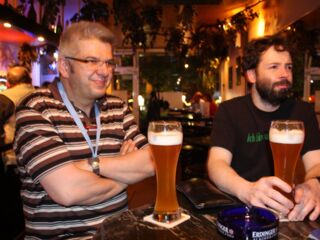oekt12052010_03.jpg