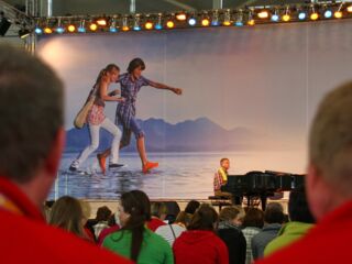 oekt14052010_07.jpg